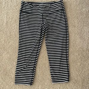 Athlete Size L, black and white stripped leggings